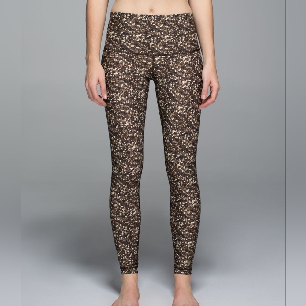 Lululemon 2014 Shine Tight (Roll Down) Shimmy Shimmer Multi Size 6 - Picture 3 of 13